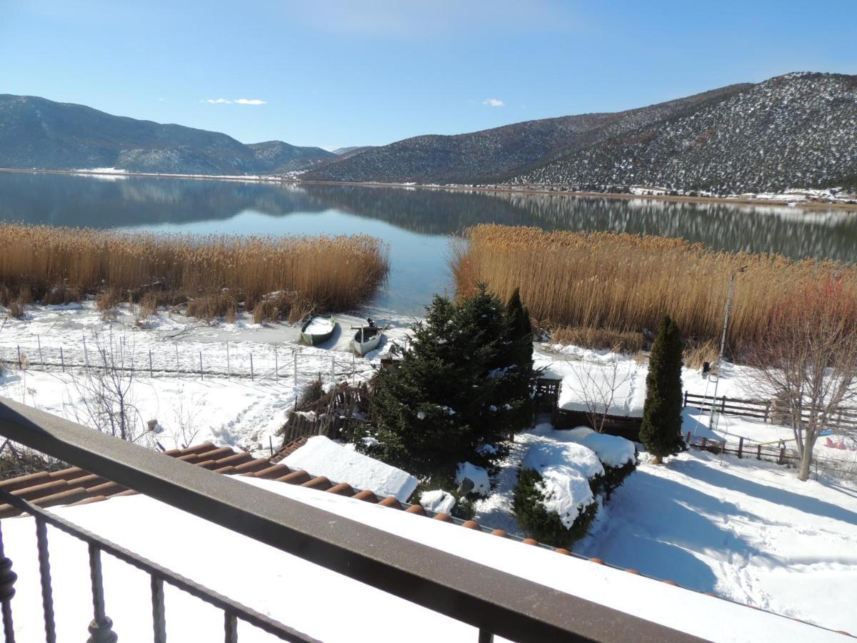Prespes Lake View Family Apartment フロリナ エクステリア 写真